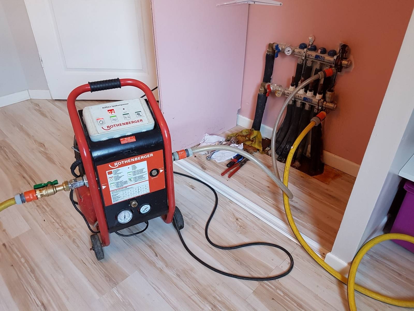 Pendik Yayalar Protherm Hermetik Şofben Petek Temizliği